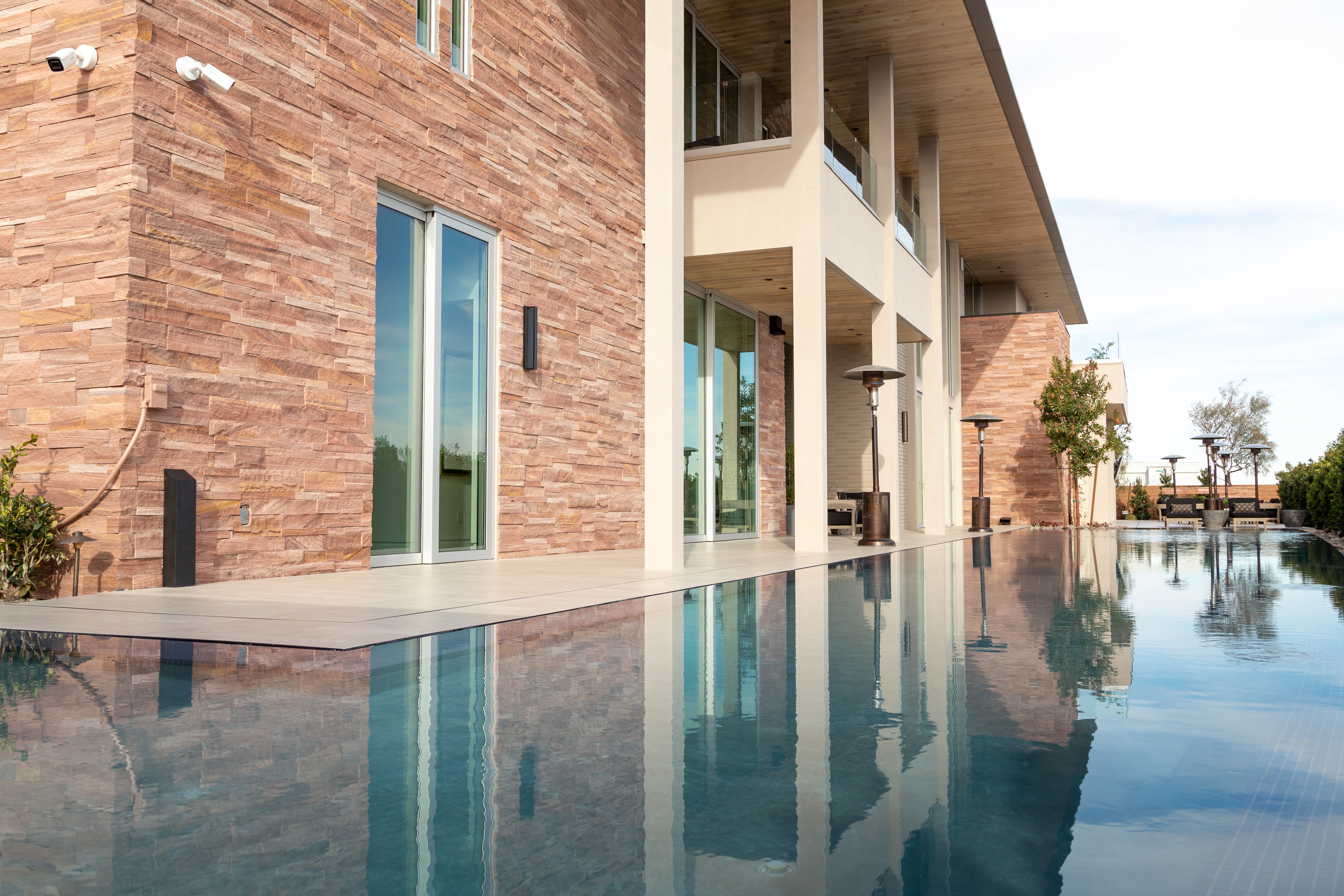 Chow House Modern Outdoor Pool