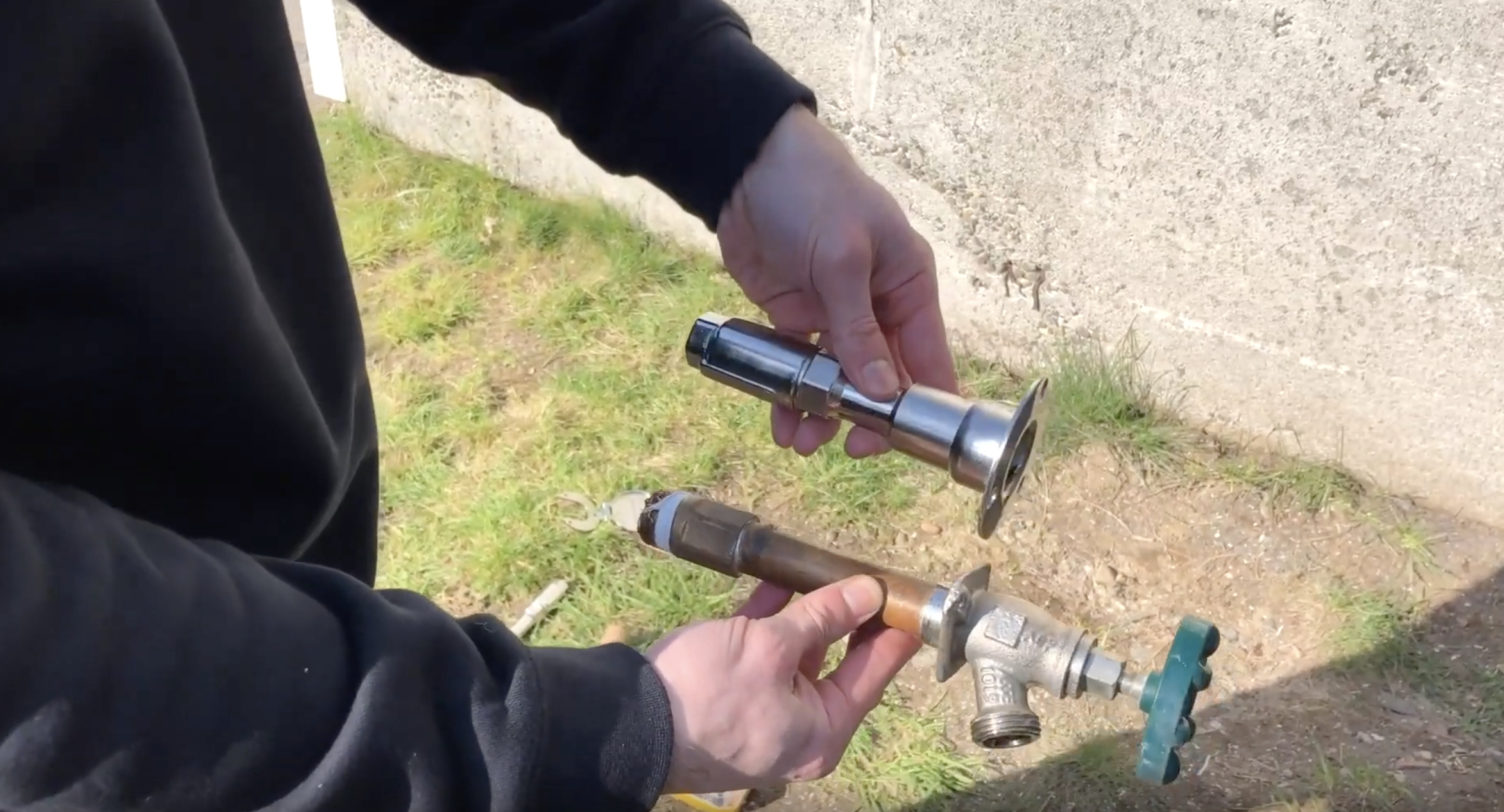 Old brass hose bib vs. House Hydrant V1