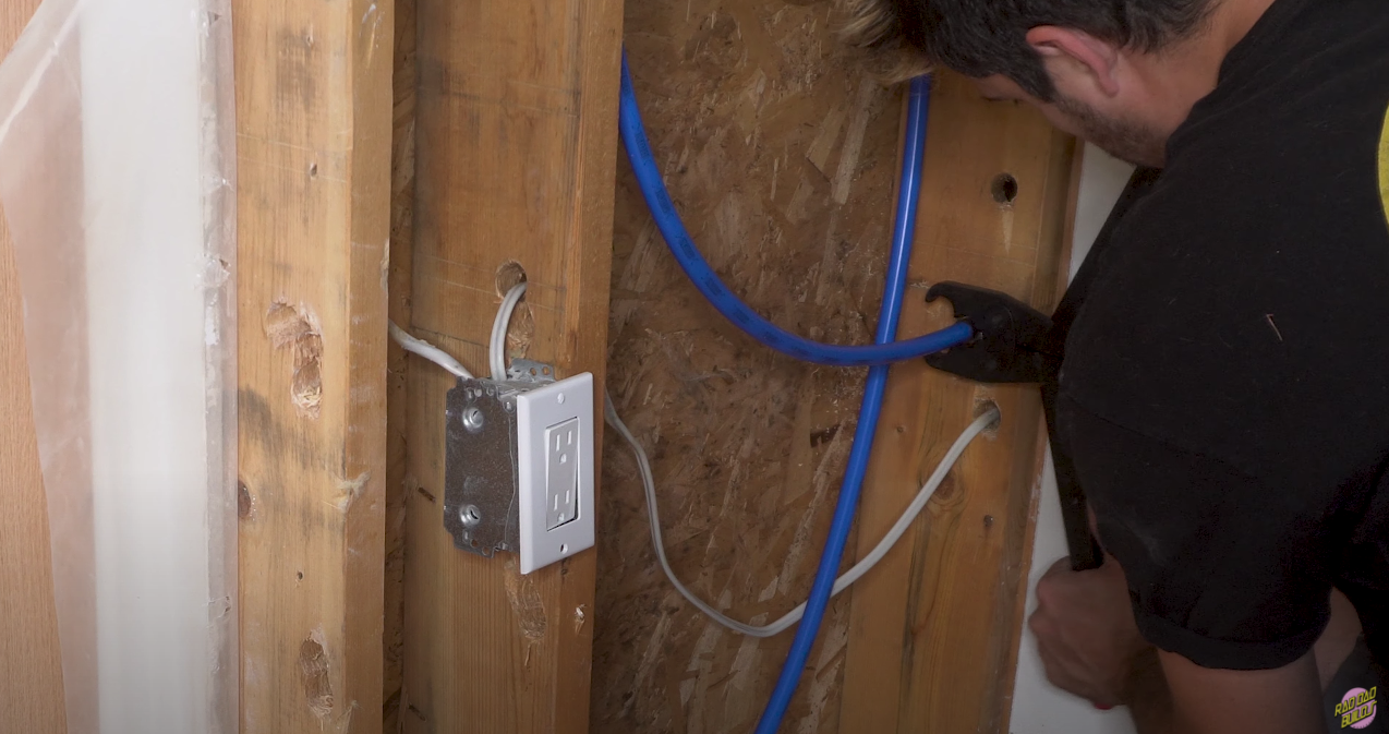 Securing the PEX loop to the Hydrant.